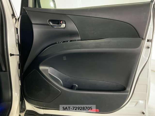 Toyota ESTIMA 2015-07 7271865-13