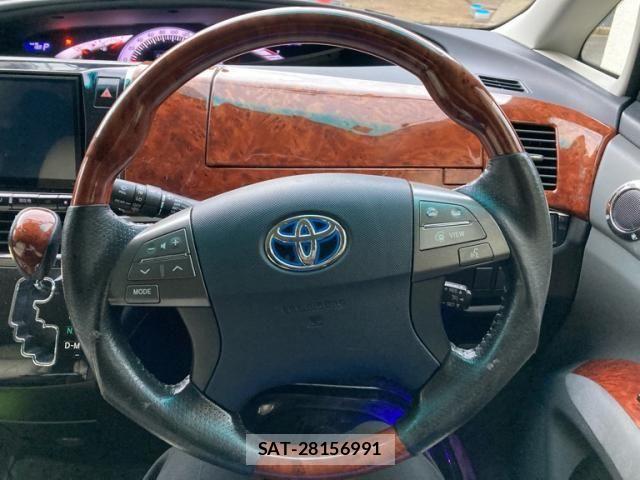 Toyota ESTIMA 2009-11 7357674-17