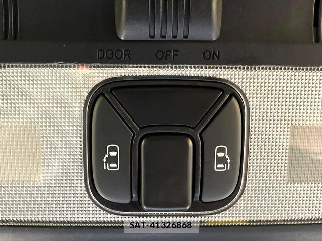Toyota ESTIMA 2017-07 7357668-6