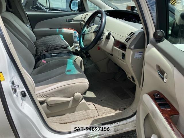 Toyota ESTIMA 2009-11 7357676-9