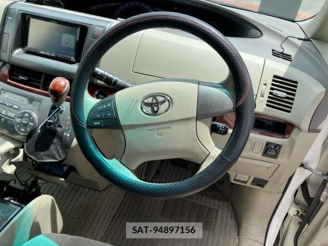 Toyota ESTIMA 2009-11 7357676-10