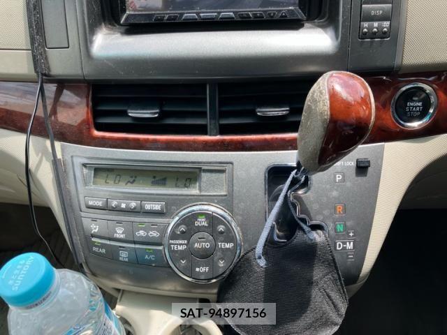 Toyota ESTIMA 2009-11 7357676-20