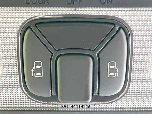 Toyota ESTIMA 2019-07 7392083-4