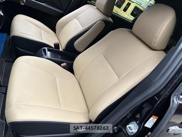 Toyota ESTIMA 2017-05 7454176-15