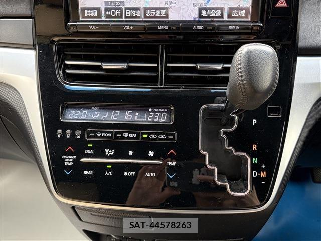 Toyota ESTIMA 2017-05 7454176-23