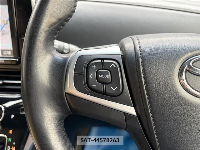 Toyota ESTIMA 2017-05 7454176-26
