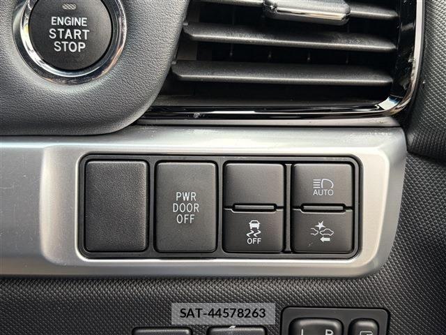 Toyota ESTIMA 2017-05 7454176-28