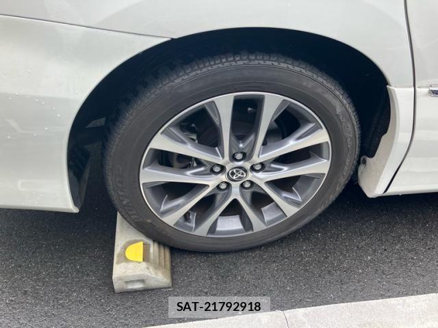 Toyota ESTIMA 2019-10 7454173-2