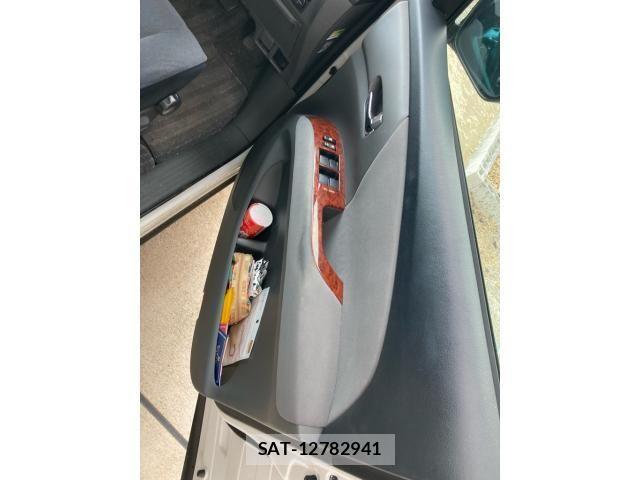 Toyota ESTIMA 2010-07 7500490-9