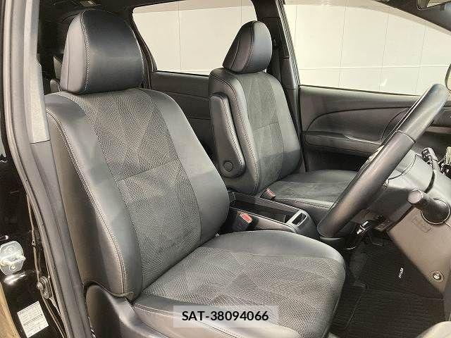 Toyota ESTIMA 2017-07 7500482-4