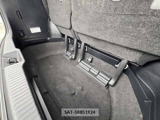 Toyota ESTIMA 2013-08 7562088-19