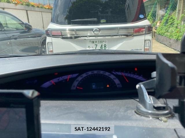 Toyota ESTIMA 2013-10 7616442-19