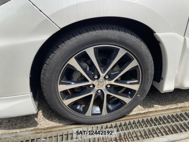 Toyota ESTIMA 2013-10 7616442-4