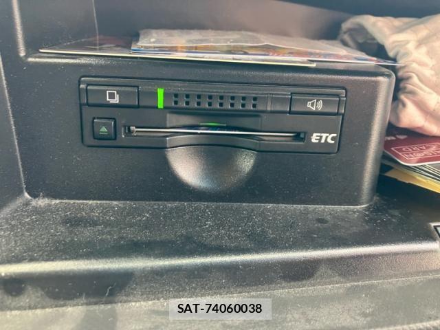Toyota ESTIMA 2013-07 7616445-22