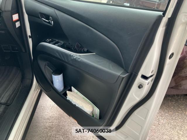 Toyota ESTIMA 2013-07 7616445-8