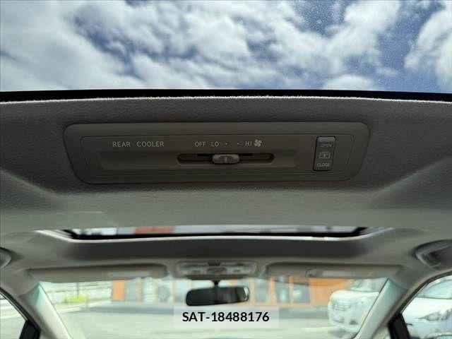 Toyota ESTIMA 2010-03 7616447-29