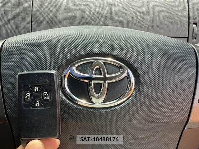 Toyota ESTIMA 2010-03 7616447-3