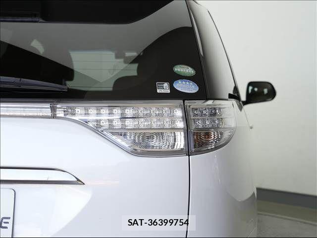 Toyota ESTIMA 2015-04 7723128-28