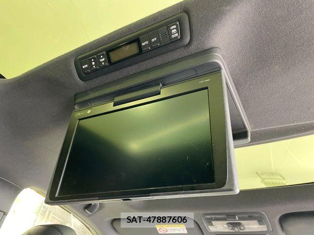 Toyota ESTIMA 2017-06 7723127-4