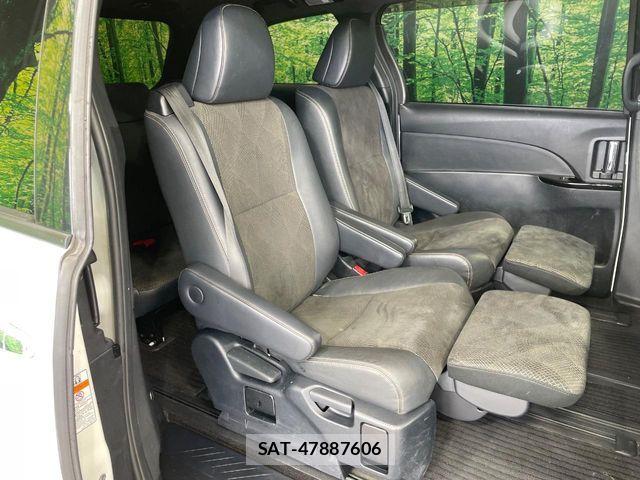 Toyota ESTIMA 2017-06 7723127-7