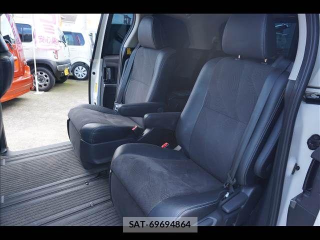 Toyota ESTIMA 2014-04 7723130-7