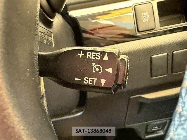 Toyota ESTIMA 2013-07 7784737-7