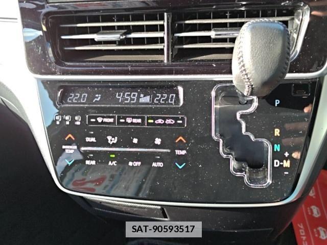 Toyota ESTIMA 2017-07 7784745-16