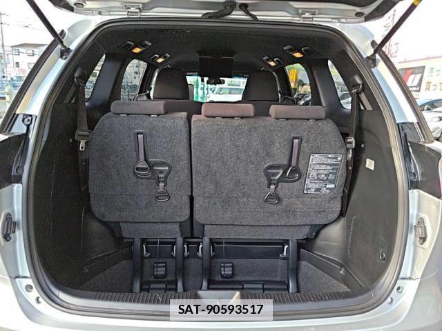 Toyota ESTIMA 2017-07 7784745-23