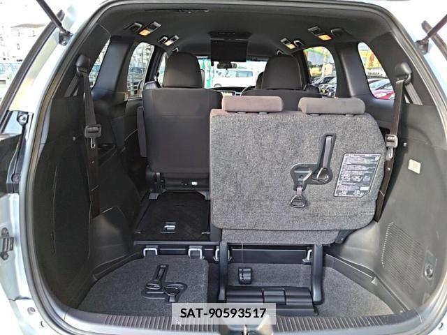 Toyota ESTIMA 2017-07 7784745-25