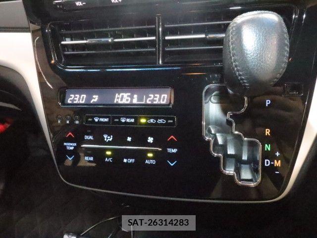 Toyota ESTIMA 2017-09 7784743-21