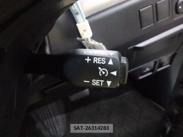 Toyota ESTIMA 2017-09 7784743-24