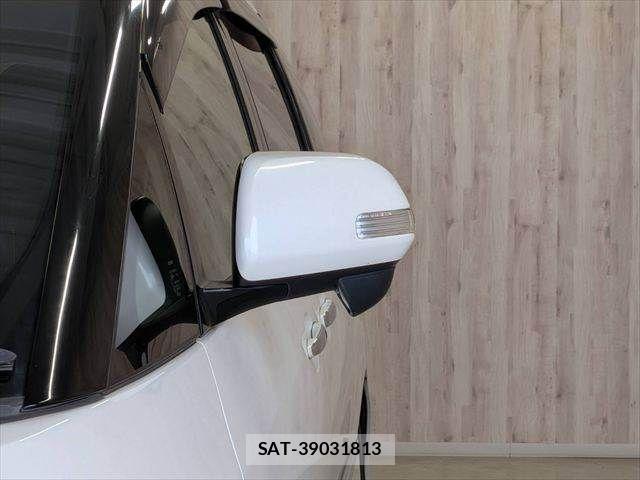 Toyota ESTIMA 2018-06 7902580-23