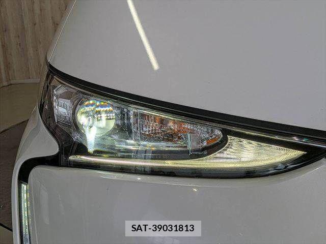 Toyota ESTIMA 2018-06 7902580-28