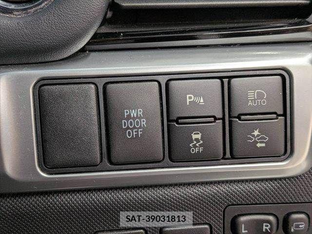 Toyota ESTIMA 2018-06 7902580-6