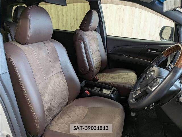 Toyota ESTIMA 2018-06 7902580-7