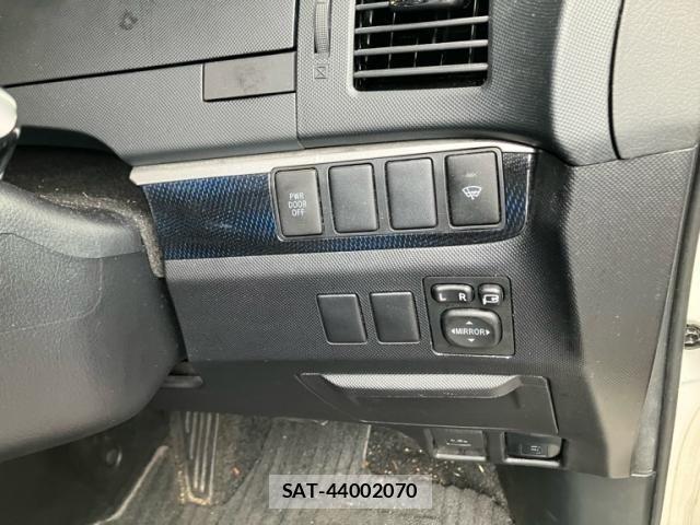 Toyota ESTIMA 2013-01 7961540-17
