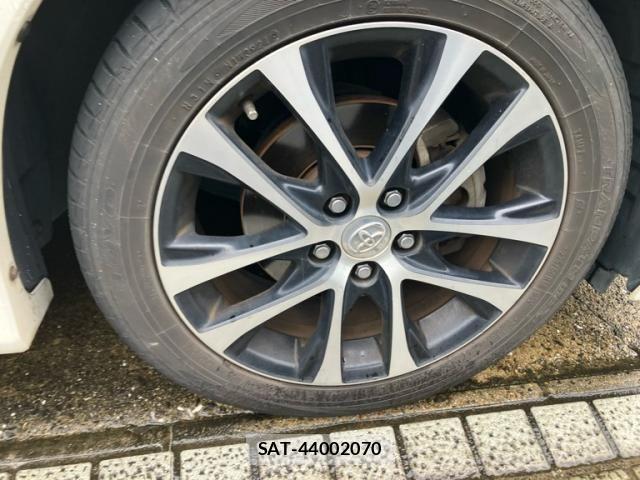Toyota ESTIMA 2013-01 7961540-8