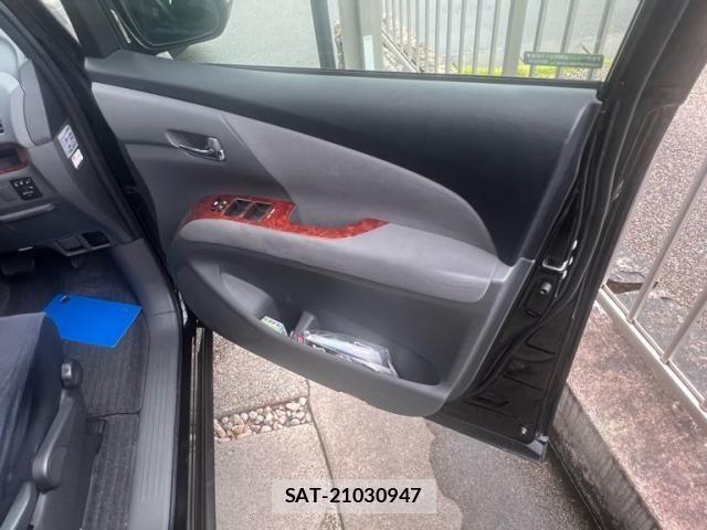 Toyota ESTIMA 2012-01 7979165-7