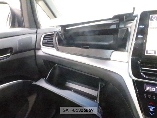 Toyota ESTIMA 2018-01 7979161-25