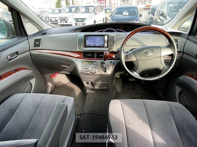 Toyota ESTIMA 2011-12 8035421-1