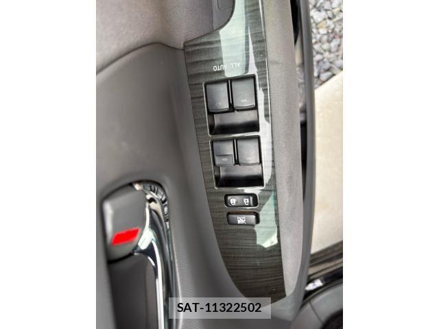Toyota ESTIMA 2010-03 8035425-13