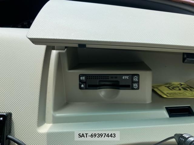 Toyota ESTIMA 2008-09 8035426-16
