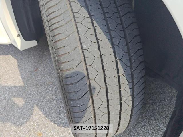 Toyota ESTIMA 2017-02 8099047-11