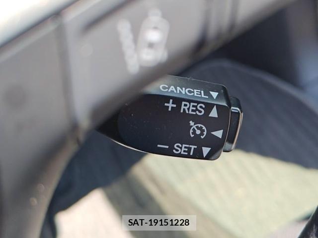 Toyota ESTIMA 2017-02 8099047-18