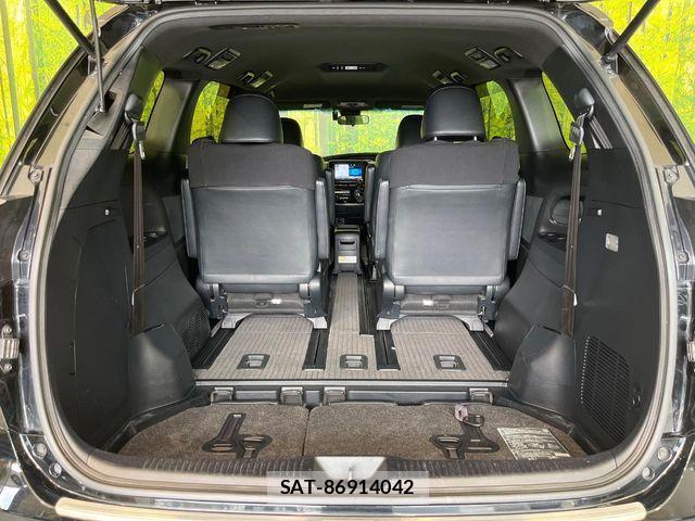 Toyota ESTIMA 2016-10 8099048-9