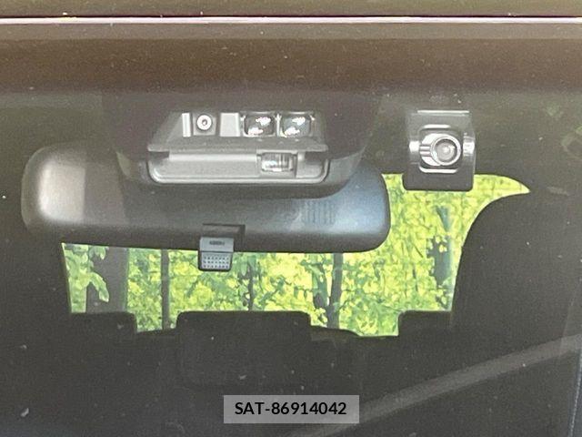 Toyota ESTIMA 2016-10 8099048-5