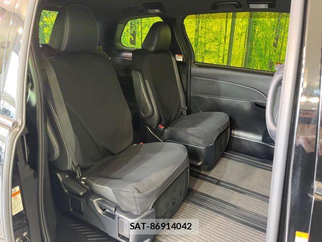 Toyota ESTIMA 2016-10 8099048-7