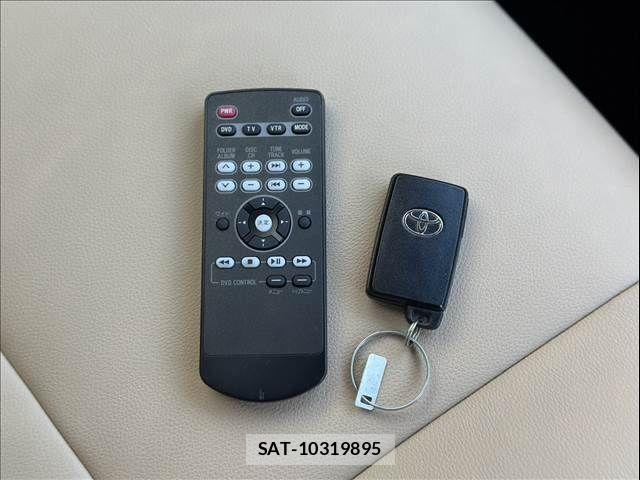 Toyota ESTIMA 2014-11 8129964-15