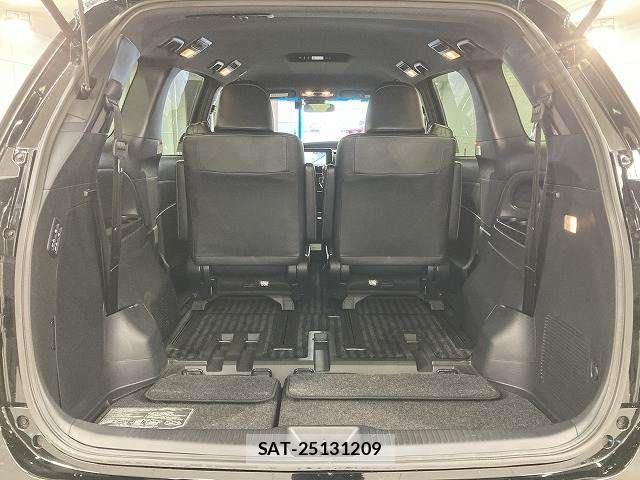 Toyota ESTIMA 2016-06 8145776-12