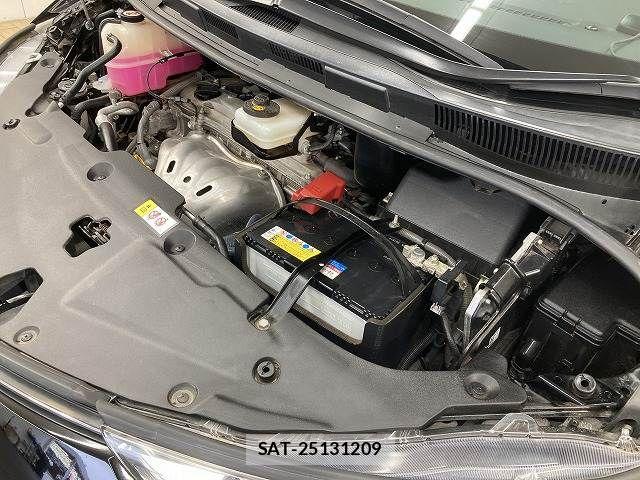 Toyota ESTIMA 2016-06 8145776-17